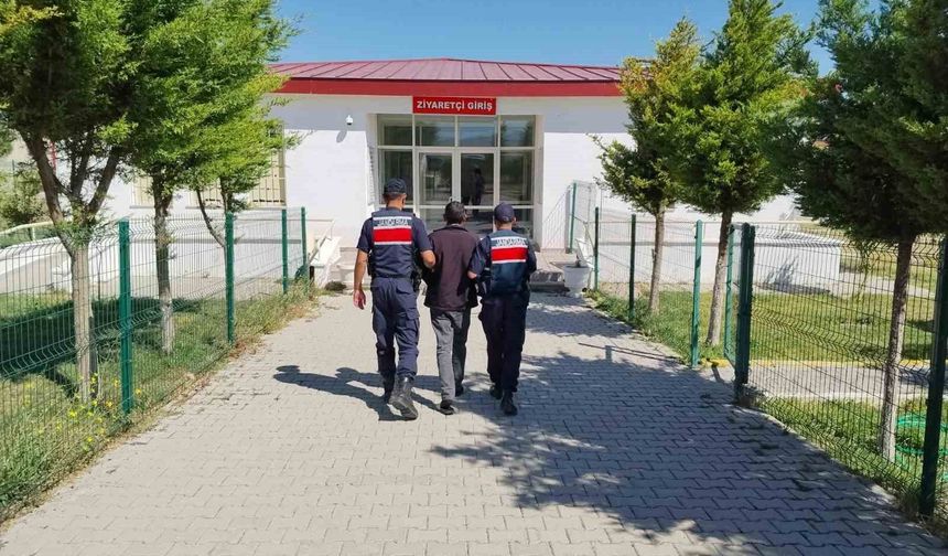 Yozgat'ta kesinleşmiş 8 yıl hapis cezası bulunan firari hükümlü yakalandı