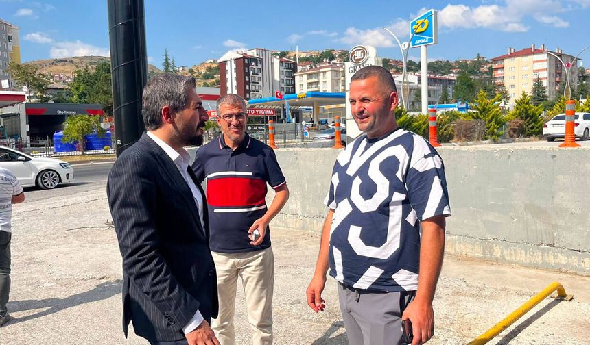 Başkan Emiroğlu Şimşek'ten Yozgat Galericiler Esnafına Ziyaret