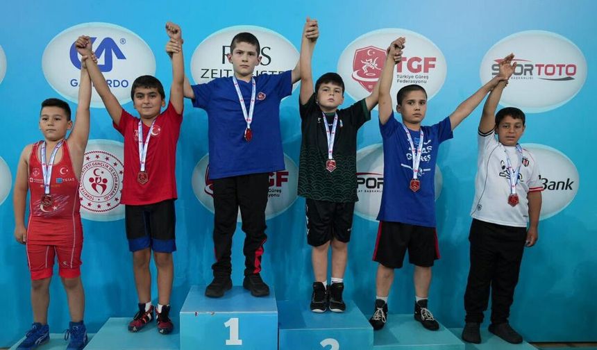 Yozgat'tan Türkiye Şampiyonu Çıktı: Hamza Gül Zirvede