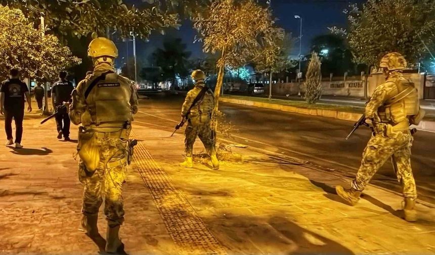 Diyarbakır'da dört mahallede özel harekat polisi destekli 'şok' uygulama