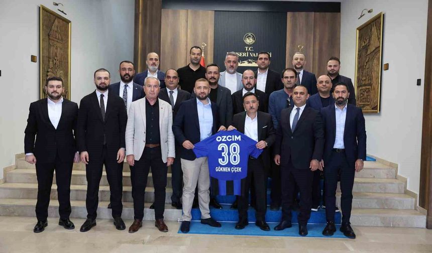 Erciyes 38 FK yönetiminden Vali Çiçek'e ziyaret