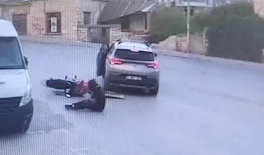 Mersin'de otomobil ile motosiklet çarpıştı: 1 yaralı