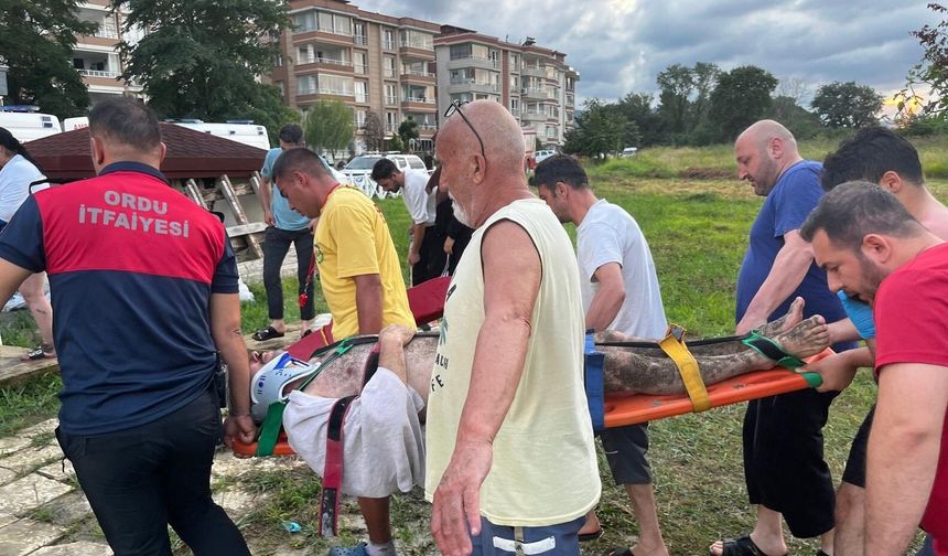 Ordu'da denizde akıntıya kapılan 3 kişi kurtarıldı