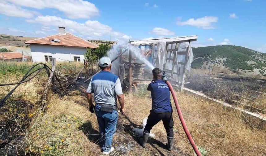 Ot yangını kısa sürede söndürüldü