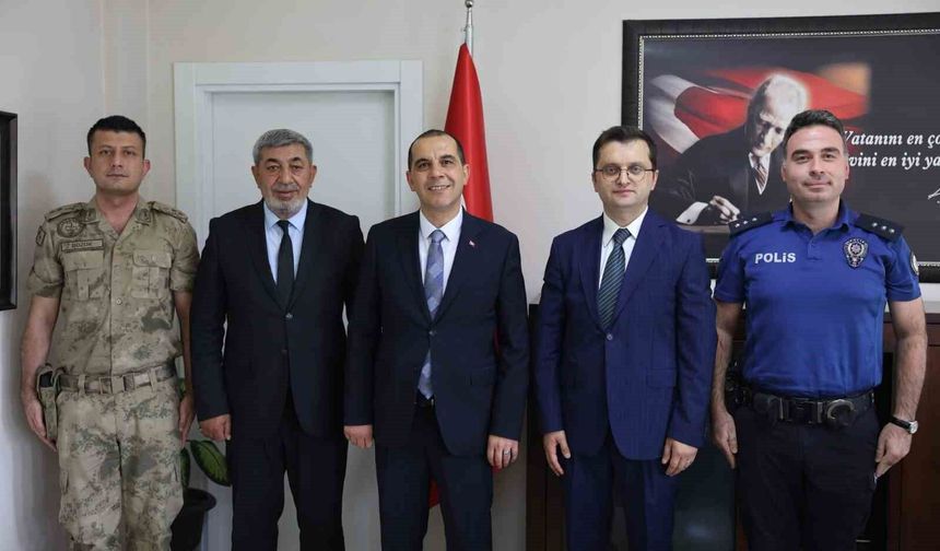 Vali Taşolar'dan Karakoyunlu kaymakamı Kayaş'a hayırlı olsun ziyareti