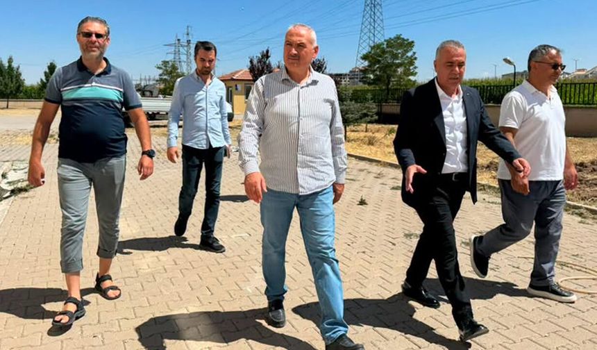 Başkan Coşar'dan Okullara Eğitim Öncesi Sıkı Takip