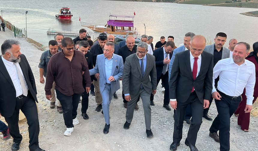 Fuat Oktay, Çekerek Lavanta Adası'nı Ziyaret Etti