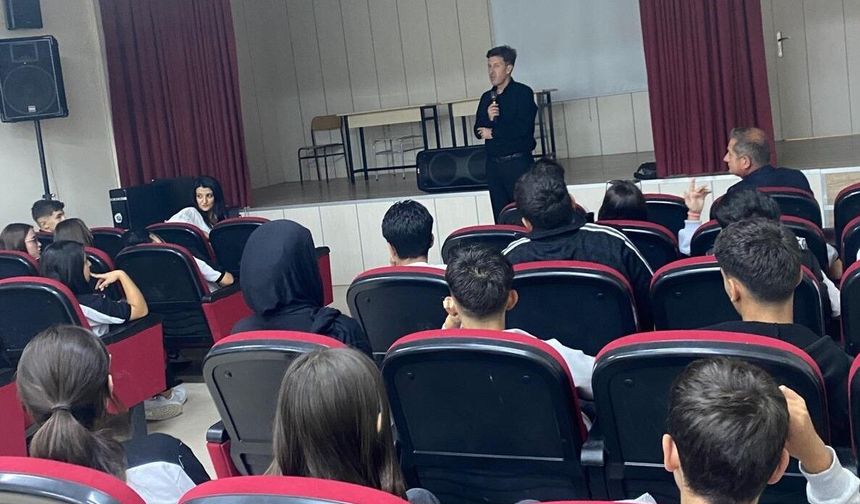 Mesleki eğitime yeni başlayan öğrenciler sektörle buluştu