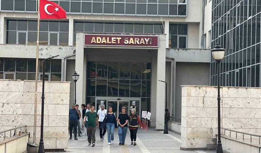 Okul saldırısı davasında tahliye olan saldırganın annesi Osmaniye'de yeniden tutuklandı