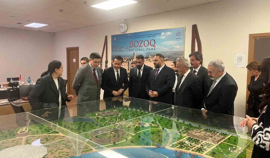 Sorgun Belediye Başkanı Ekinci, Kazakistan'da Bozok Ören Yeri'ni ziyaret etti