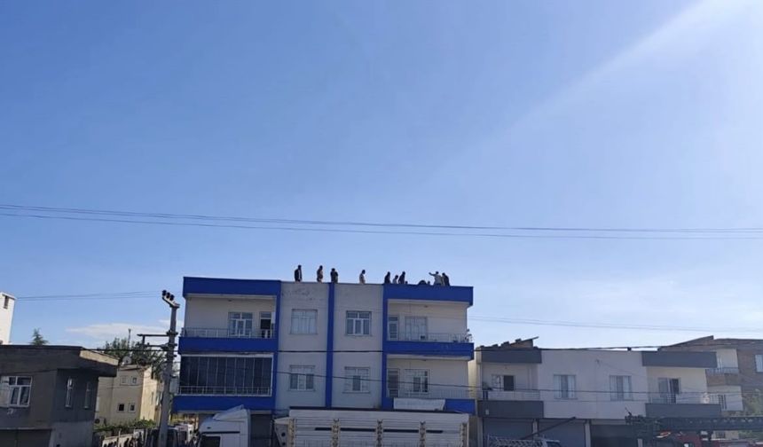 Diyarbakır'da kahreden olay: Usta hayatını kaybetti, 2 çırağı ağır yaralandı