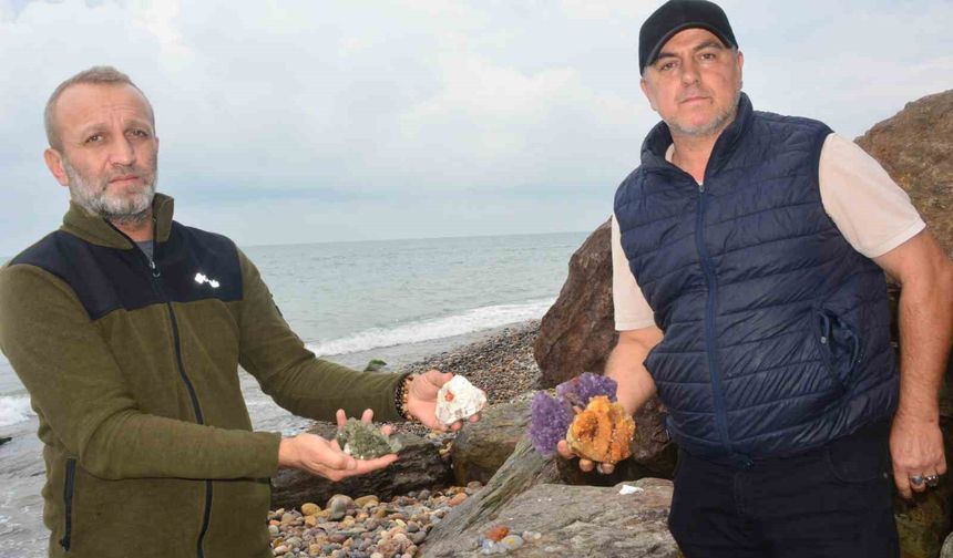 Hobilerini mesleğe dönüştüren kuzenler, Türkiye'nin dört bir yanında değerli taş arıyor