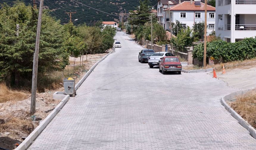 Akdağmadeni'nde 9 Sokak Tamamlandı, Yeni Alanlar Başladı