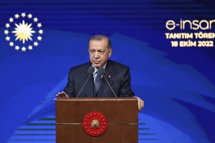 erdogan-konusuyor-60c3c665
