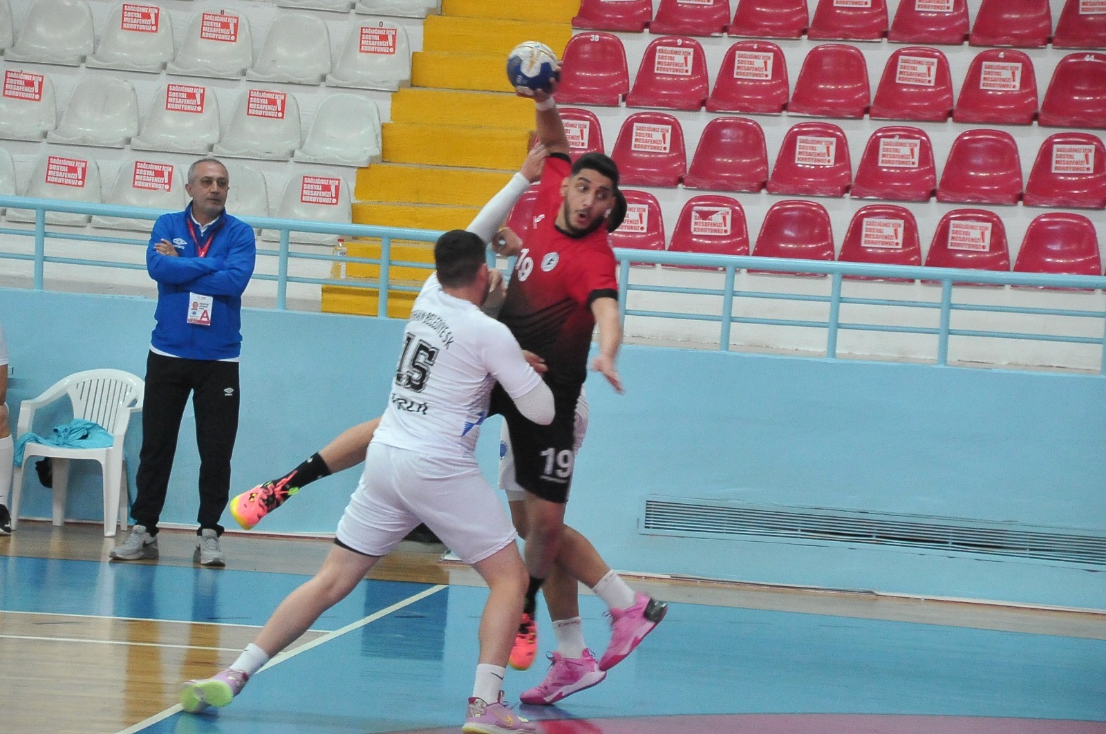 eec3610e-febc-4856-bf06-55161ba8c7a1-1