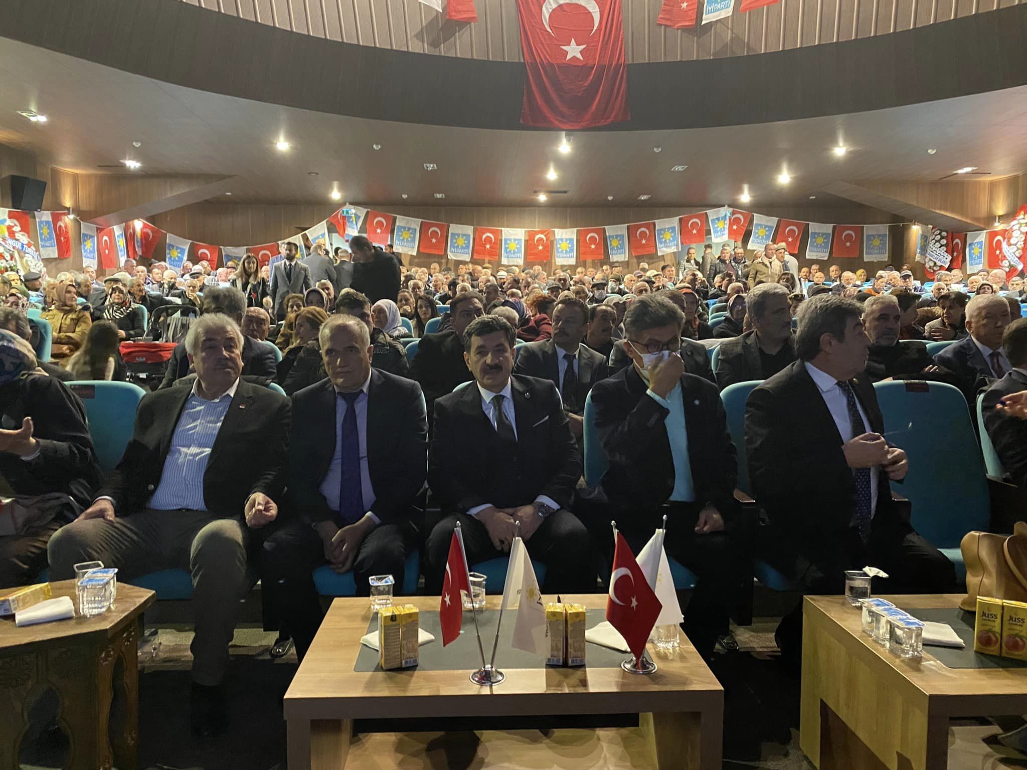 326908228_5924374987585448_3976465966953323848_n