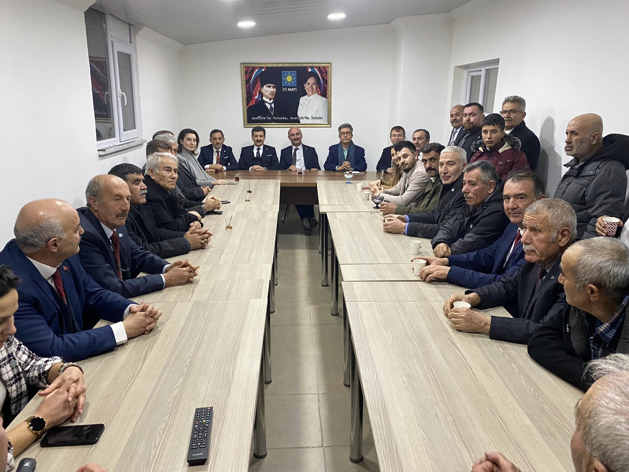 326941040_1873455529765962_4141850110851509756_n