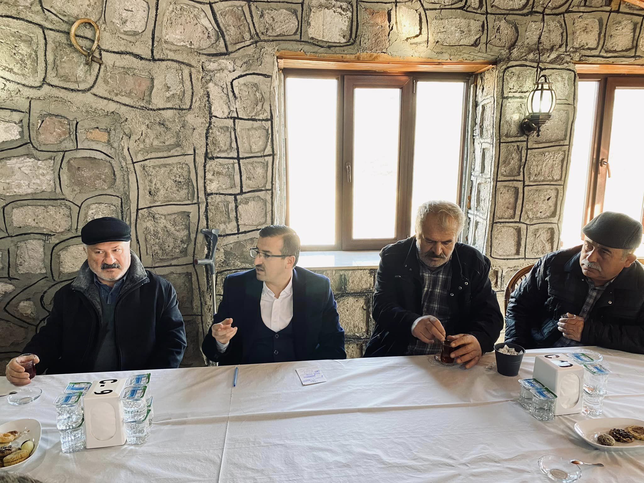 327247643_1889344084750926_4541771581494552110_n