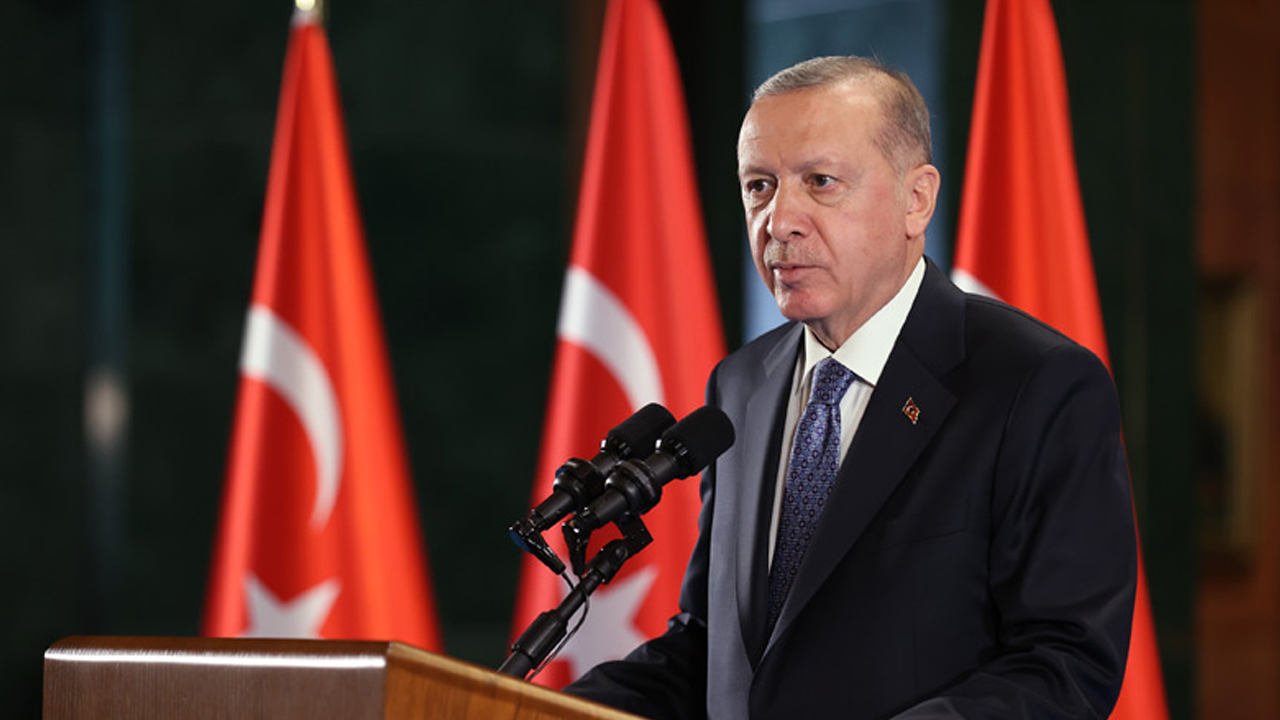 CUMHURBAŞKANI-ERDOĞAN