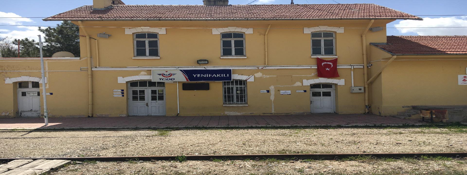 Yenifakiliyeni
