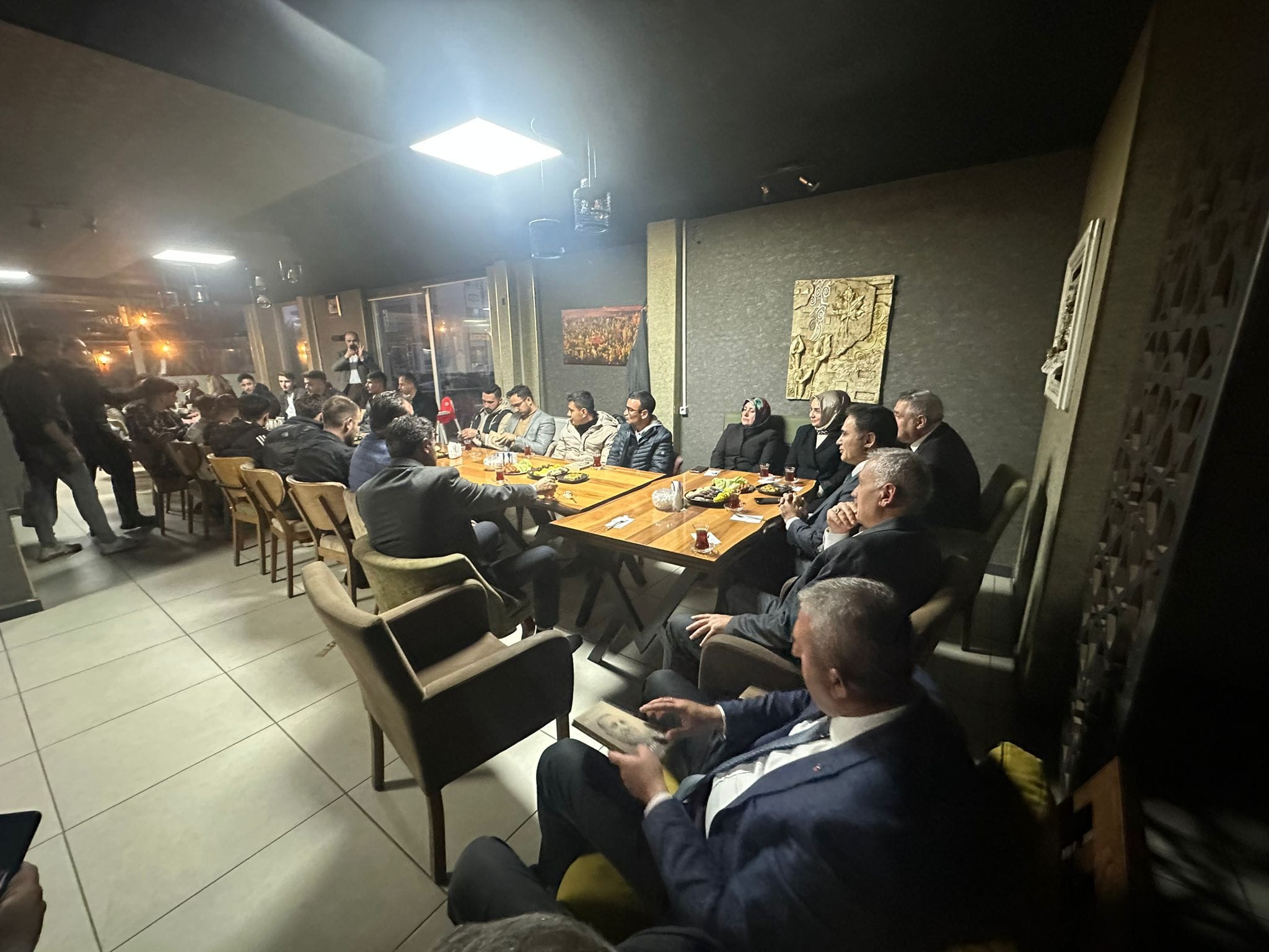 İskender Minar Boğazlıyan'da gençlerle buluştu (5)