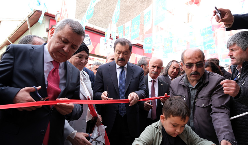 Kayalar, Bizim İşimiz Memleketimizin İşi (1)