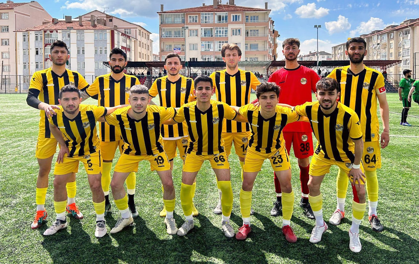 Sorgun Belediyespor namağlup şampiyon şampiyon oldu
