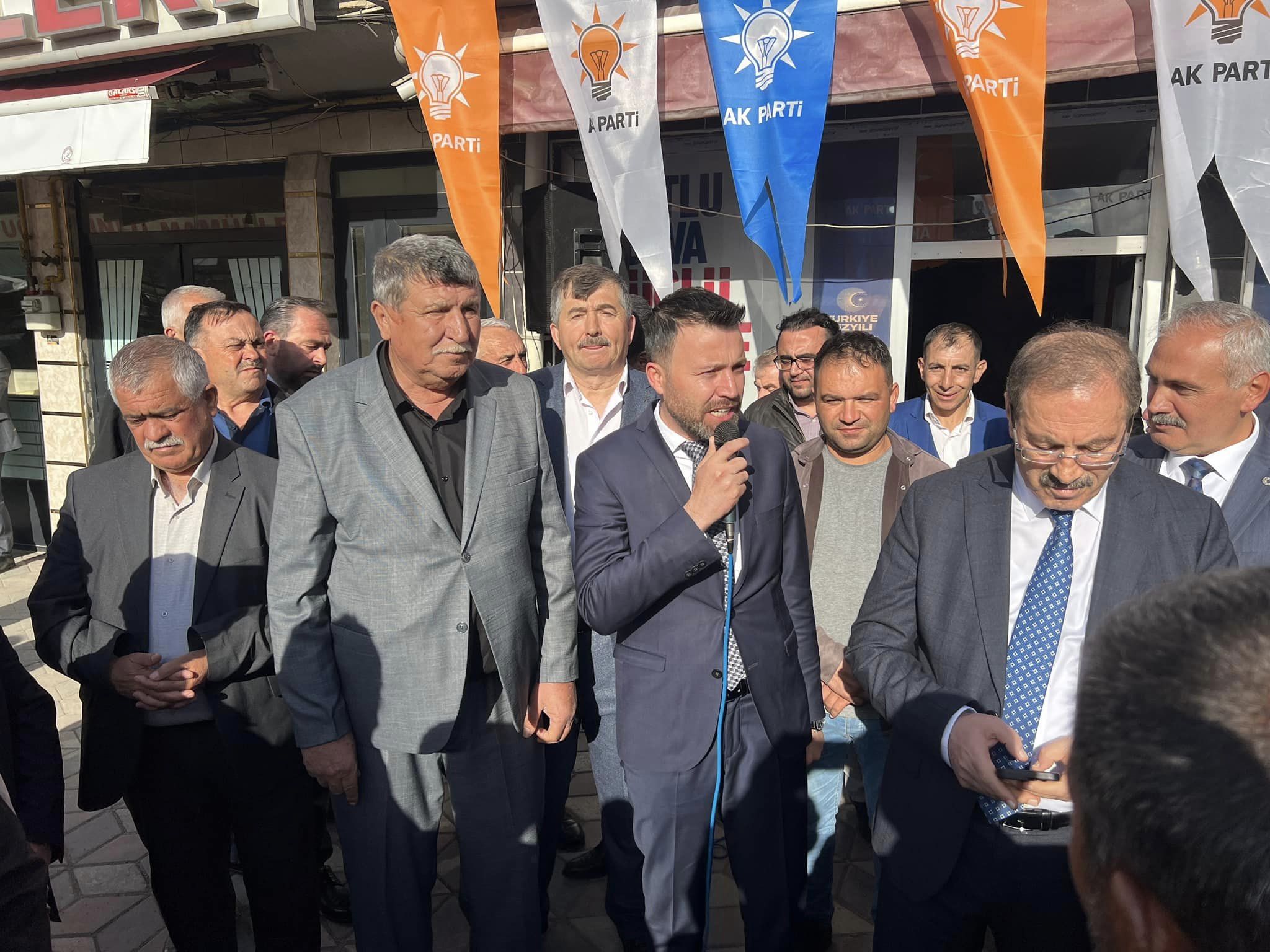 Süleyman Şahan, Türkiye'nin AK Parti'ye ihtiyacı var (2)