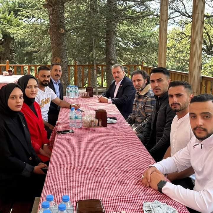 BBP Genel Başkanı Destici Yozgat'ta teşkilatıyla bir araya geldi (1)