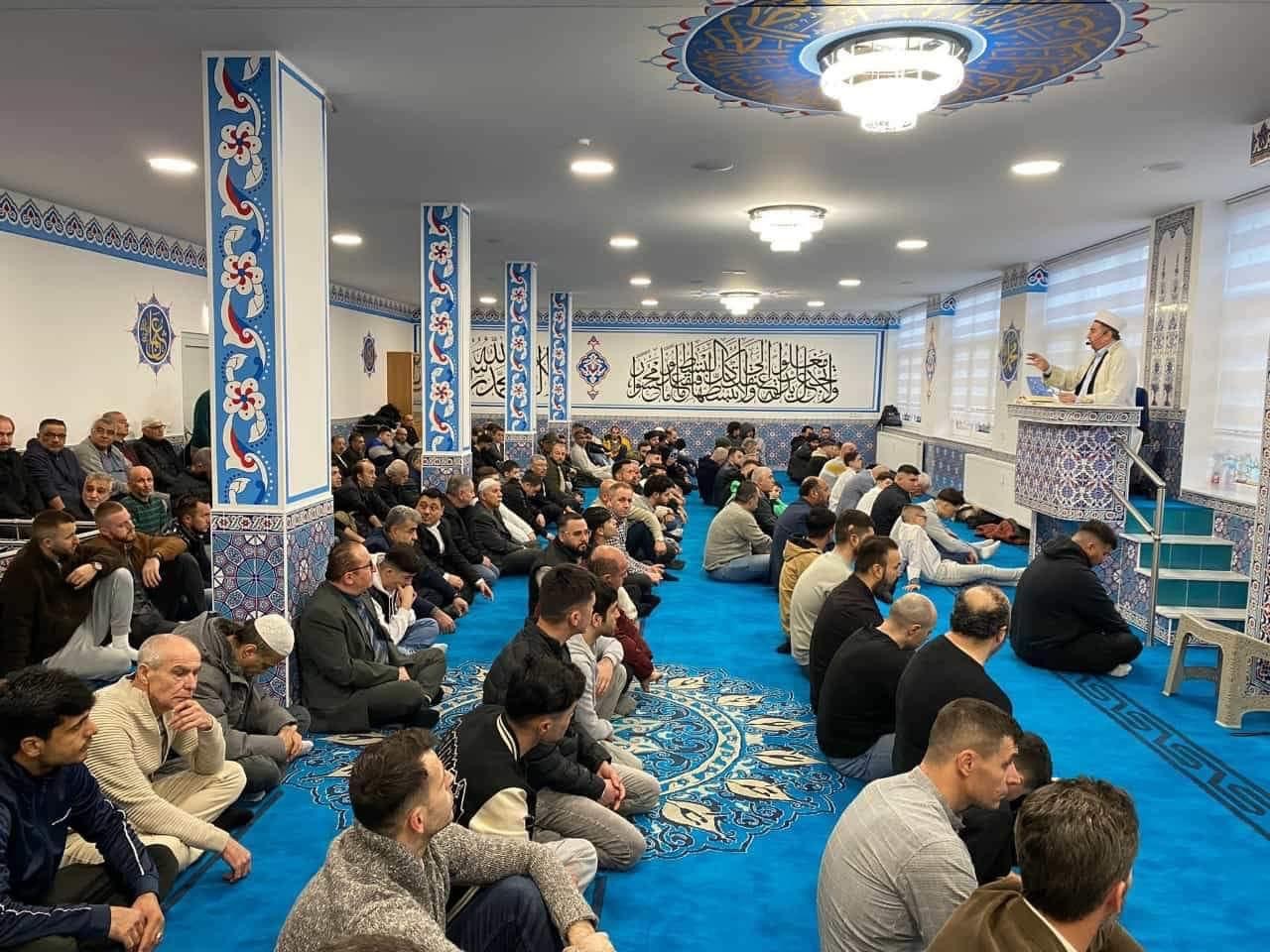 Eislingen Muhsin Yazıcıoğlu Camii dualarla ibadete açıldı (2)