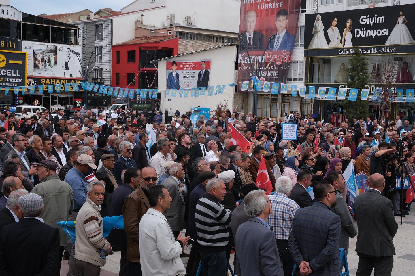 Kayalar, Yeni bir dönemin ayak sesleri geliyor (3)