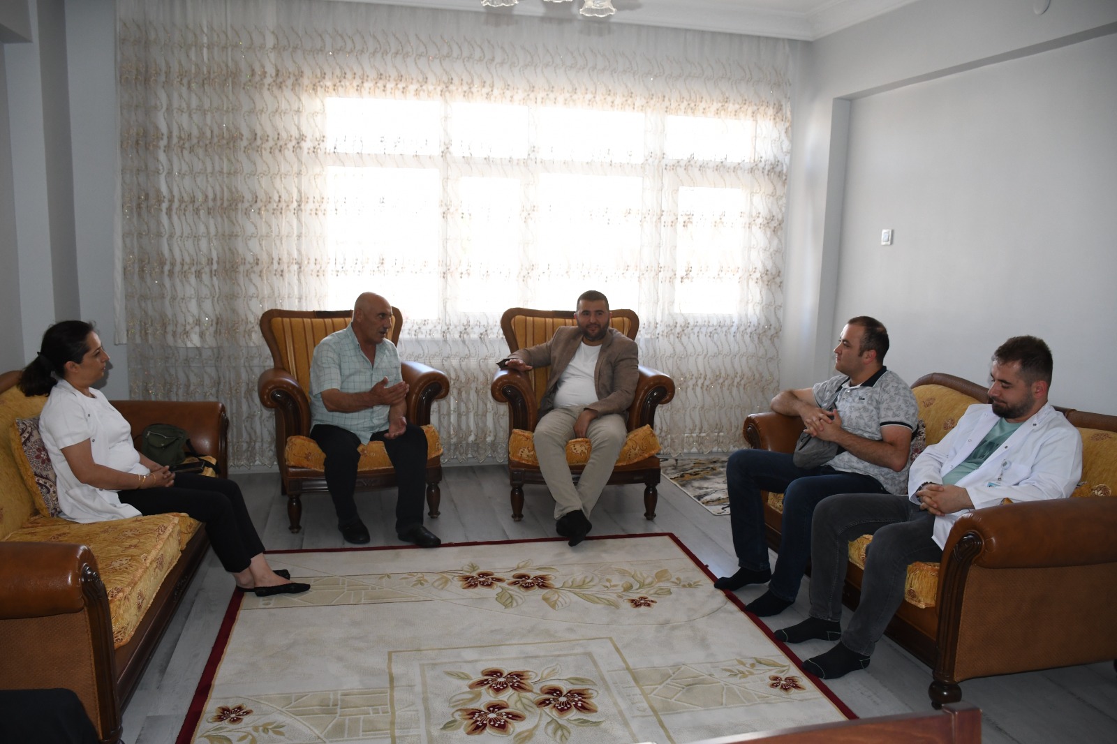 Başhekim Kozan Evlerde Gönül Mesaisine Devam Ediyor (2)