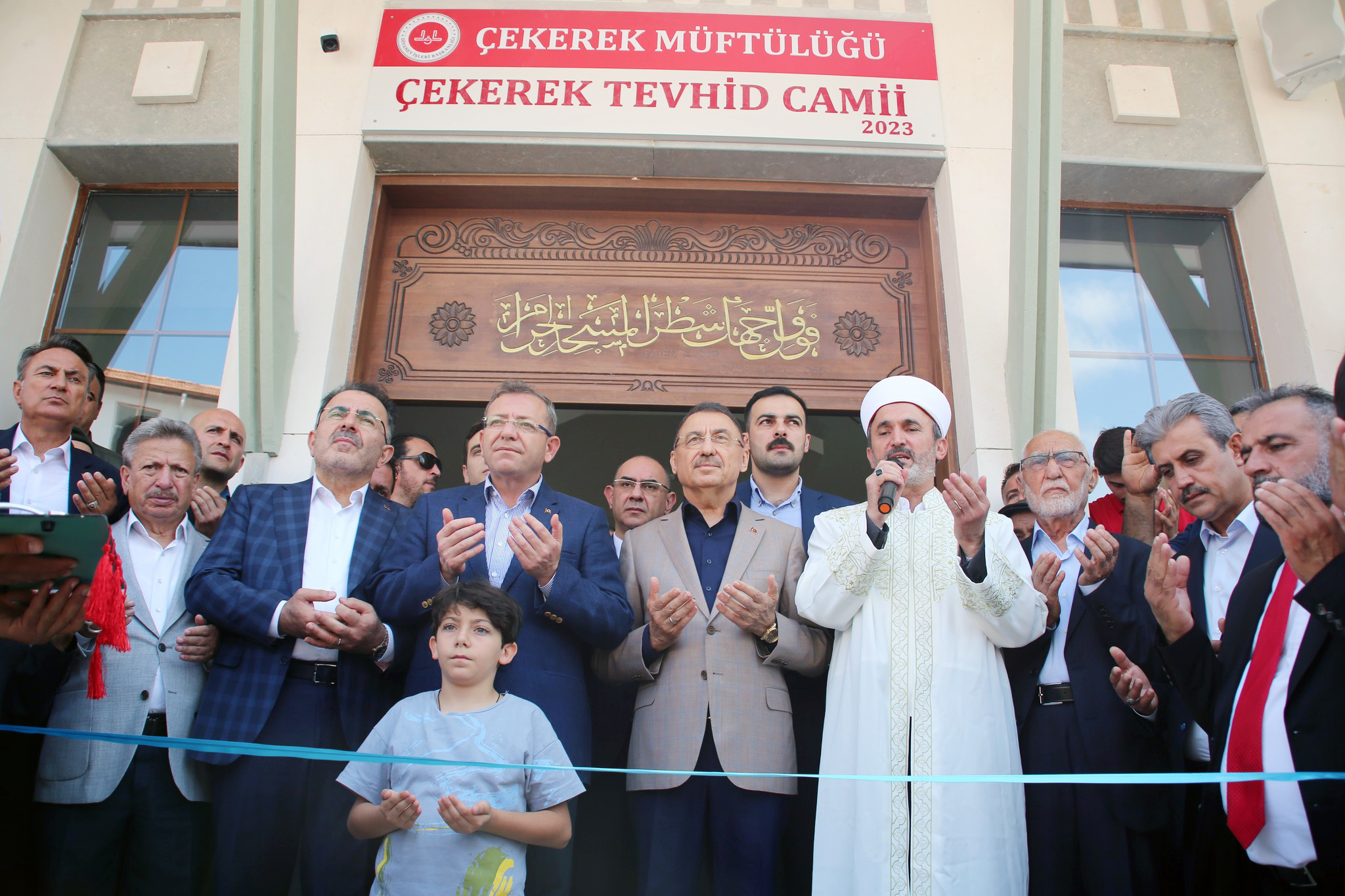 Çekerek Tevhid Camii İbadete Açıldı  (2)