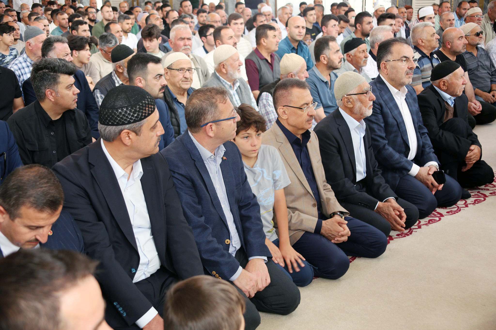 Çekerek Tevhid Camii İbadete Açıldı  (3)-1