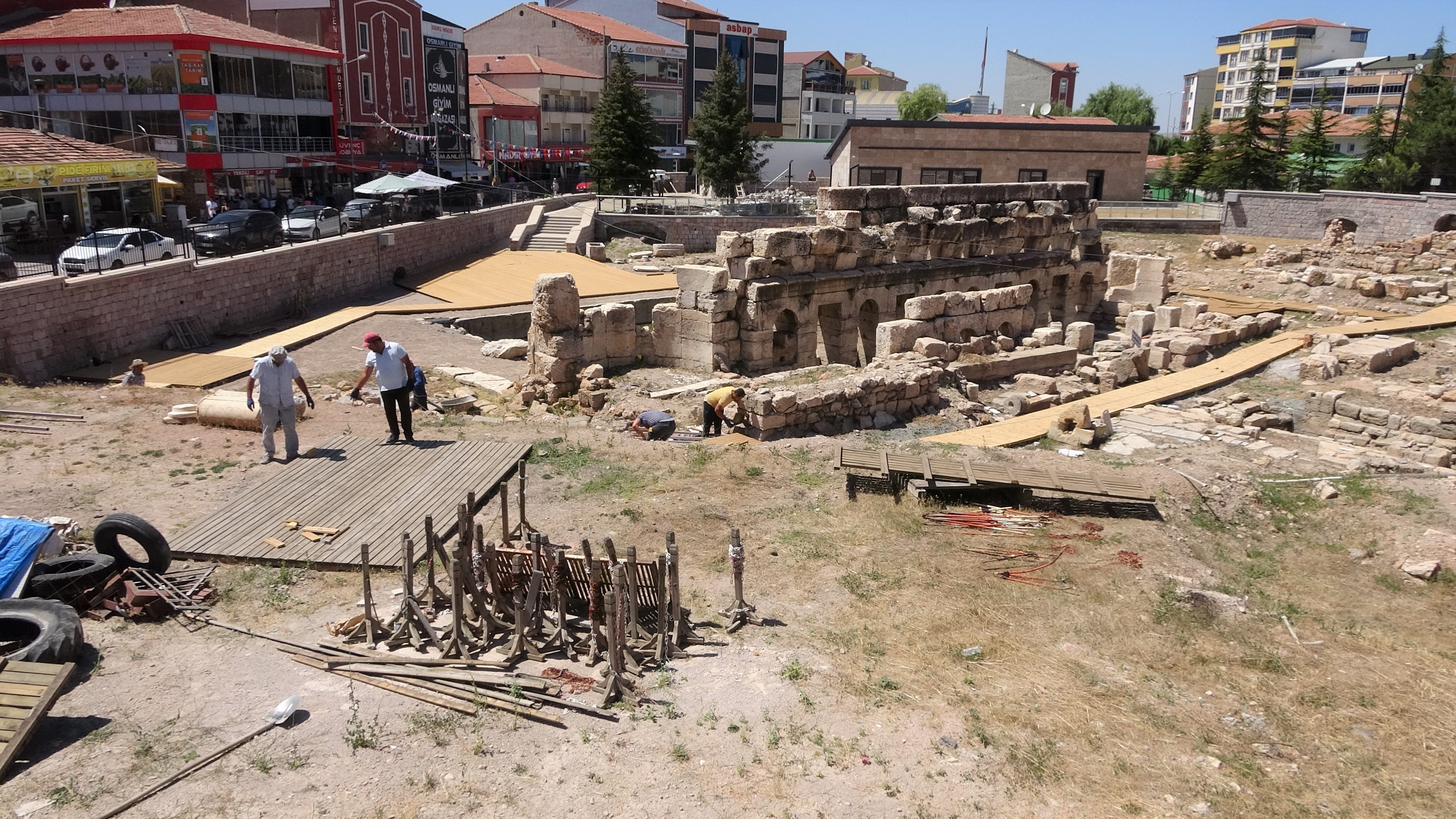 Sarıkaya kapılarını ziyaretçilerine açıyor (2)