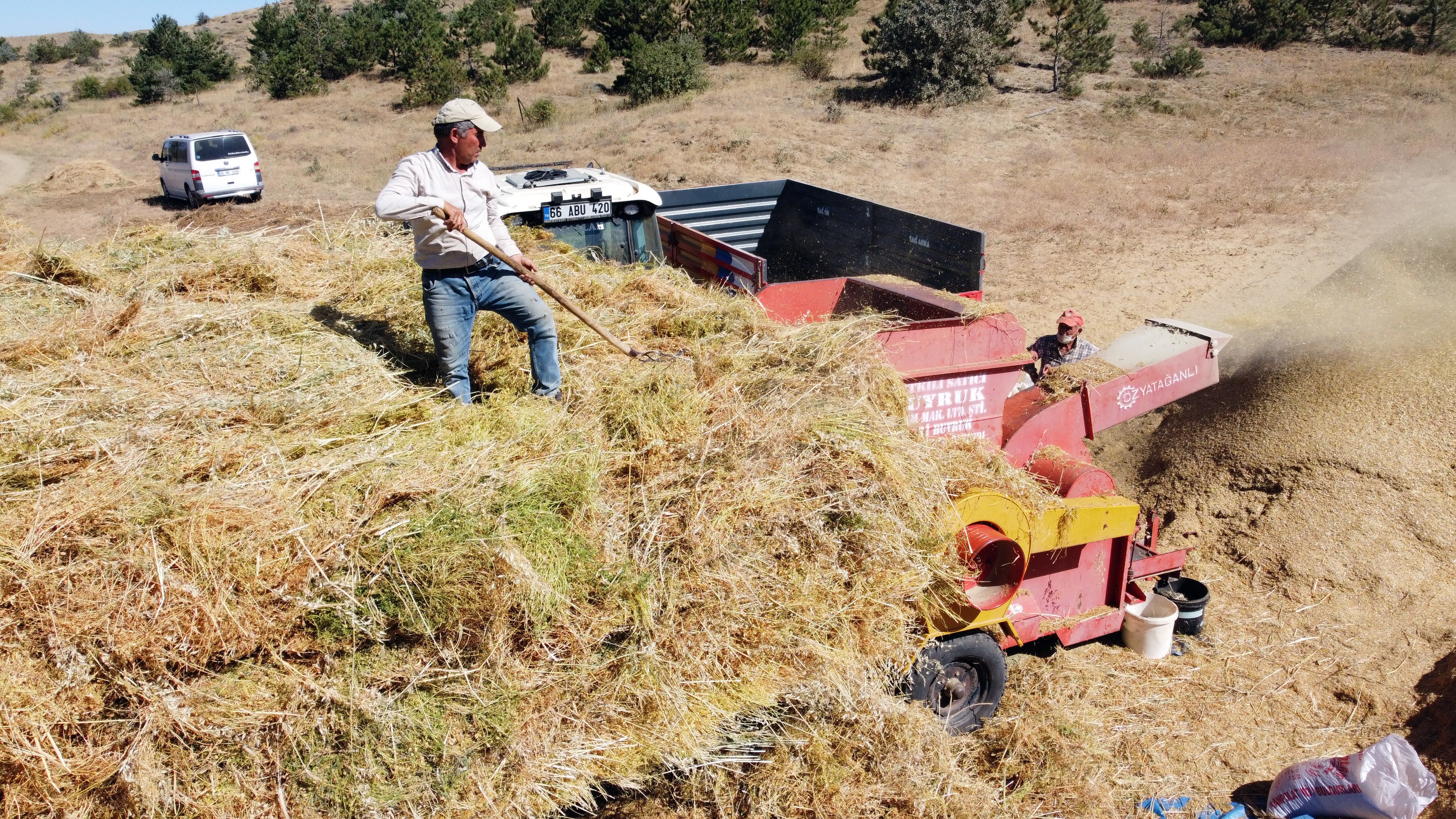 Yozgatlı çiftçilerin saman mesaisi (1)