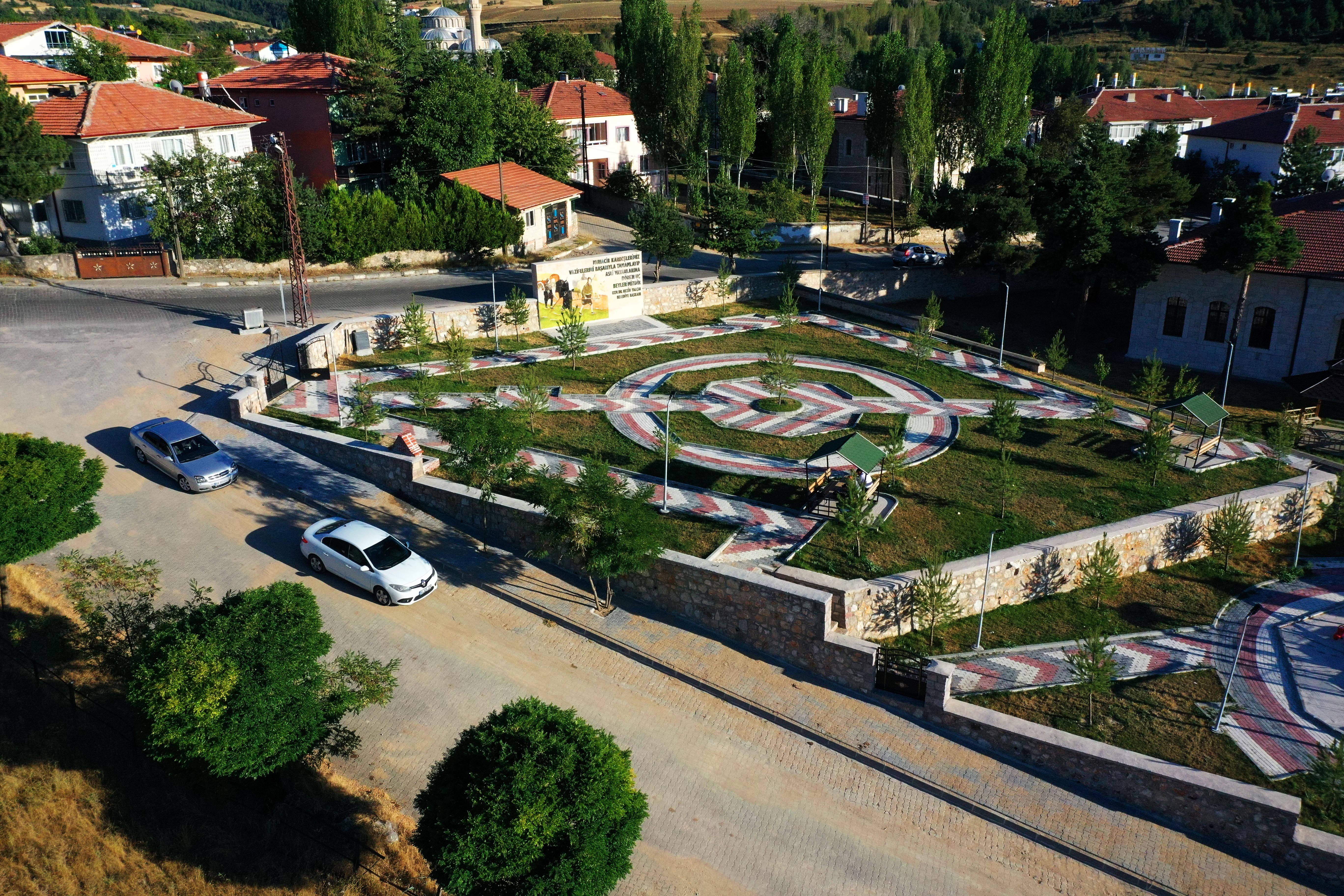 Akdağmadeni'nde Selanik Parkı tamamlandı (1)