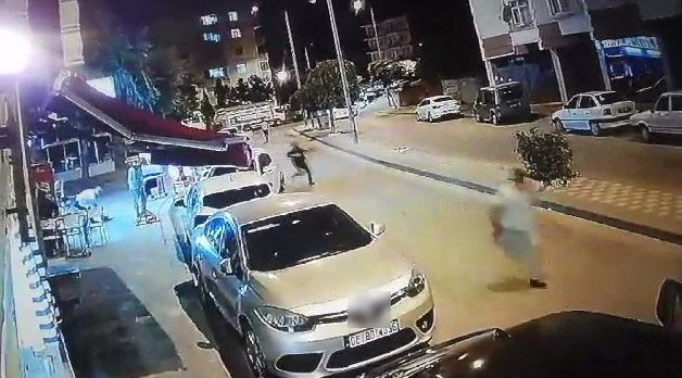 Yerköy'de Kavga! Tartıştığı kişileri tüfekle kovaladı (1)