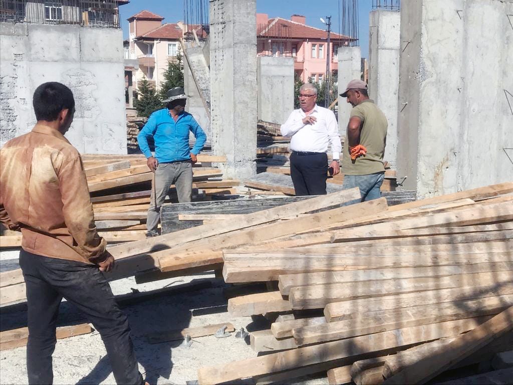 Yozgat İl Milli Eğitim Müdürü Yazıcı, okul inşaatlarını inceledi