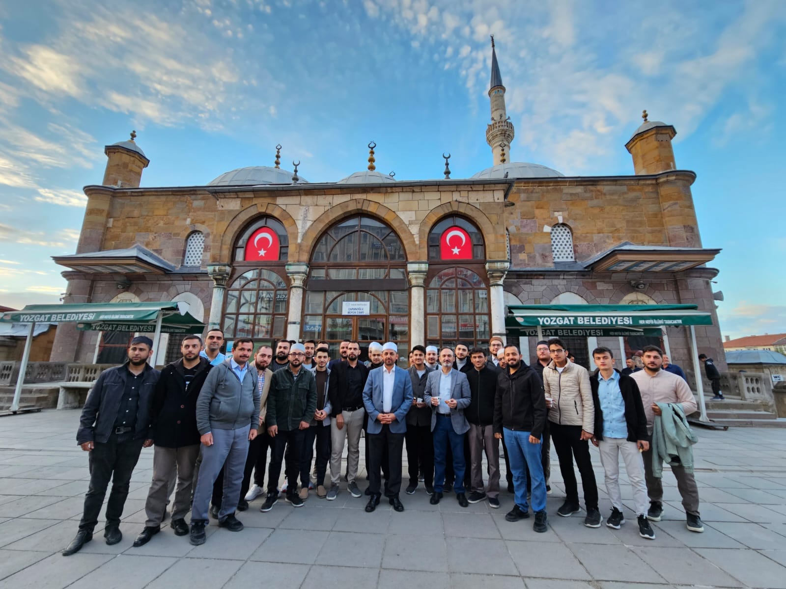 Yozgat'ta Gençler ve Aileler Sabah Namazında Buluştu  (1)