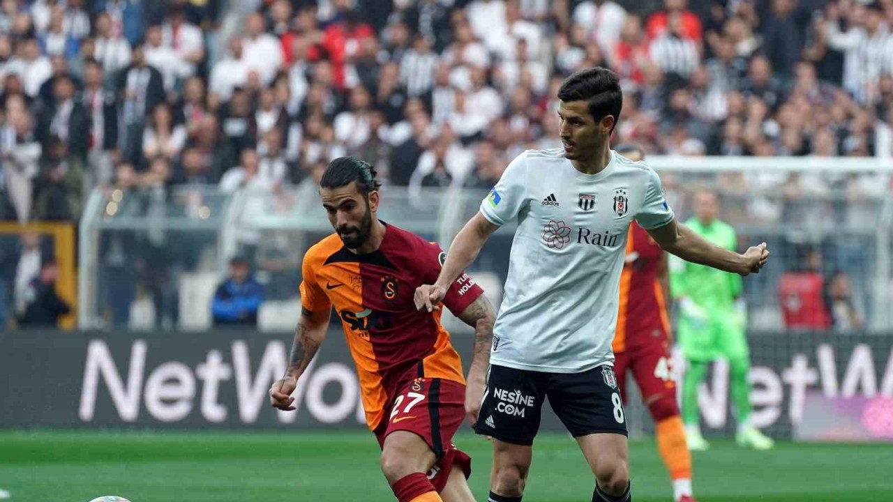 Beşiktaş ve Galatasaray derbi hazırlıklarını tamamladı - Son Dakika  Haberleri