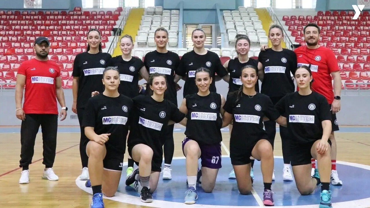 Mc Sistem Yozgat Kadın Hentbol Takımı Dolu Dizgin