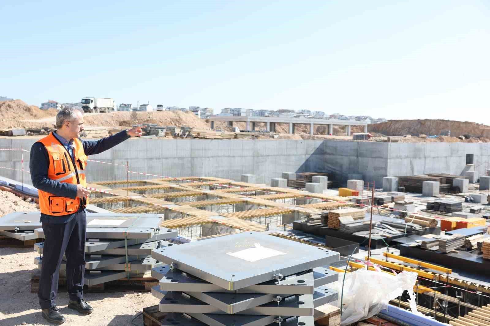 Başiskele'de 63 bin metrekarelik Yeşilyurt Vadisi'nde çalışmalar sürüyor