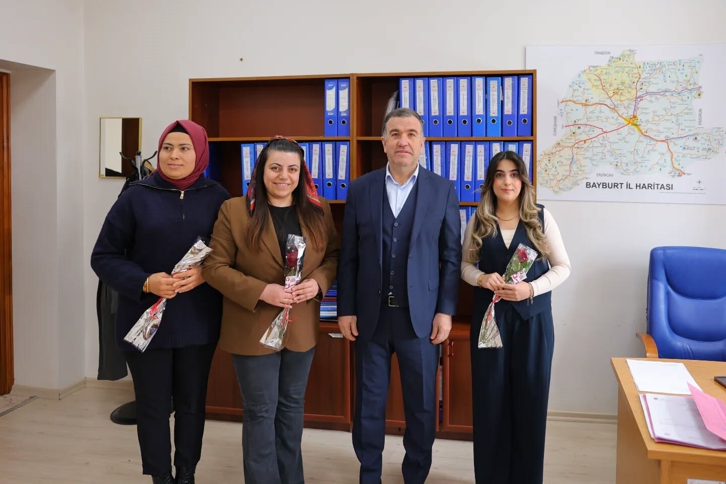 Bayburt Valisi Eldivan, 8 Mart Dünya Kadınlar Günü'nü kutladı