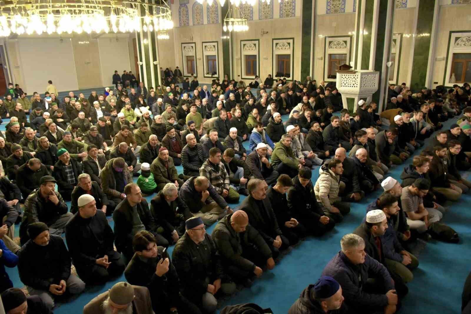 Bilecik'te 'Kur'an-ı Kerim Ziyafeti' programına yoğun ilgi