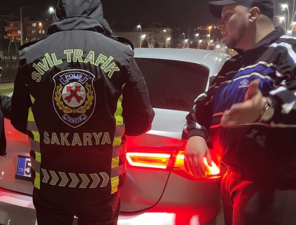 Ehliyetsiz yakalandı, 200 bin lira ceza yedi: 'Benim aracım o kadar etmiyor' diyerek sitem etti
