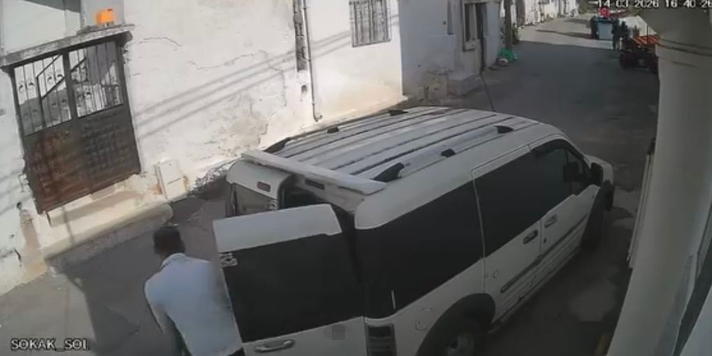 Hırsızlar 'Parayı hesaba atacağız' diyerek 295 kilo zeytinyağını çaldılar