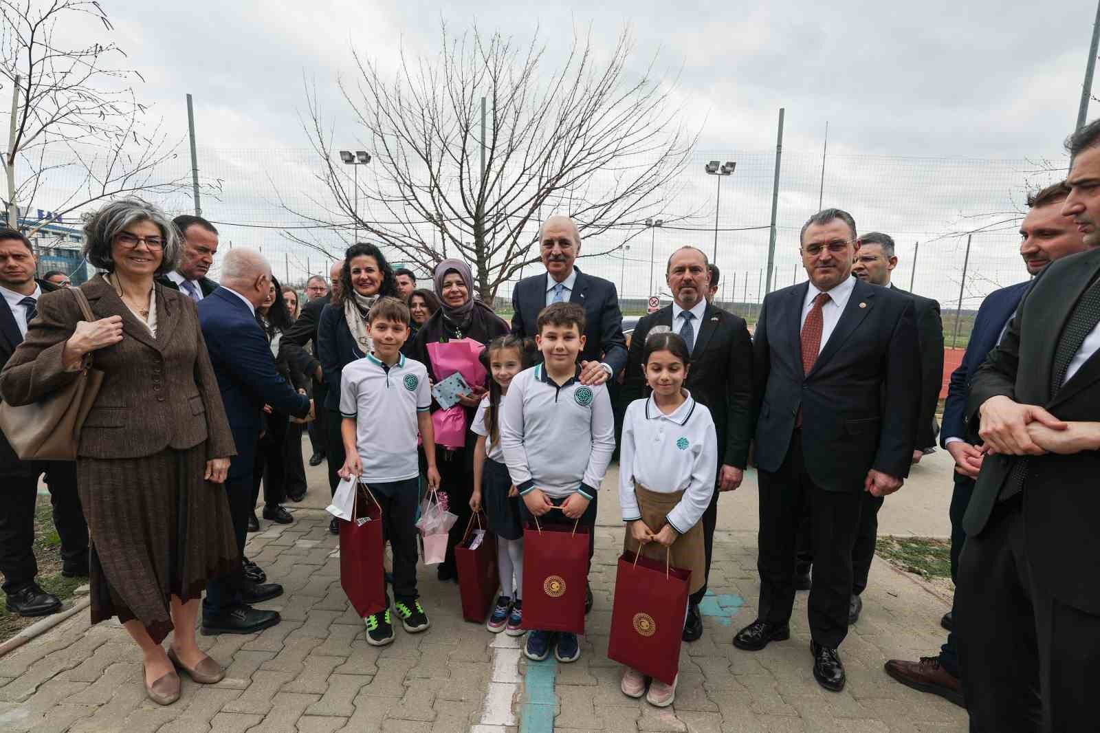 TBMM Başkanı Kurtulmuş: 'Türkiye olarak barışın, istikrarın, huzurun ve insani değerlerin yanında olduk, olmaya devam edeceğiz'