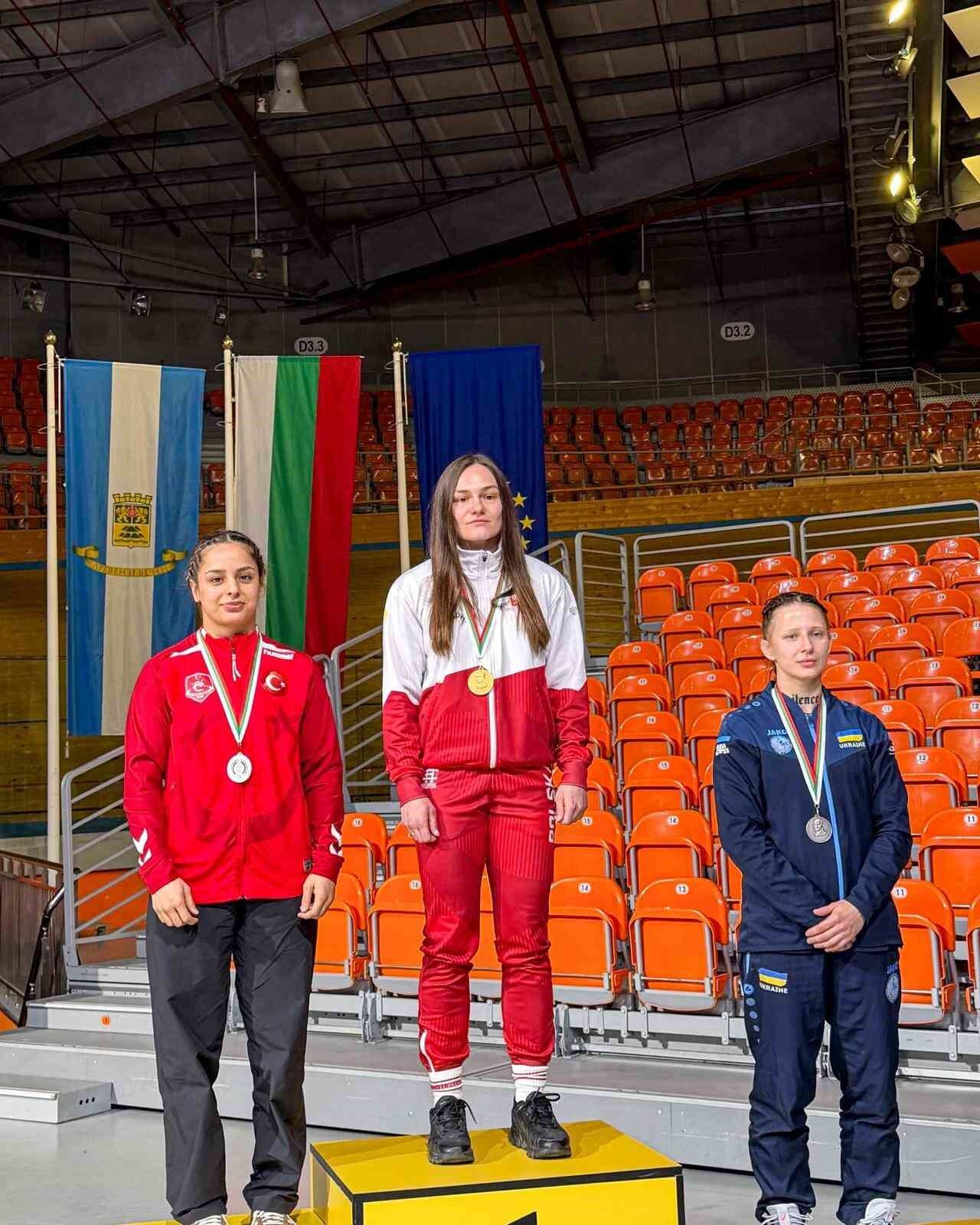 Uluslararası Dan Kolov - Nikola Petrov Turnuvası'nın 2. gününde millilerden 11 madalya