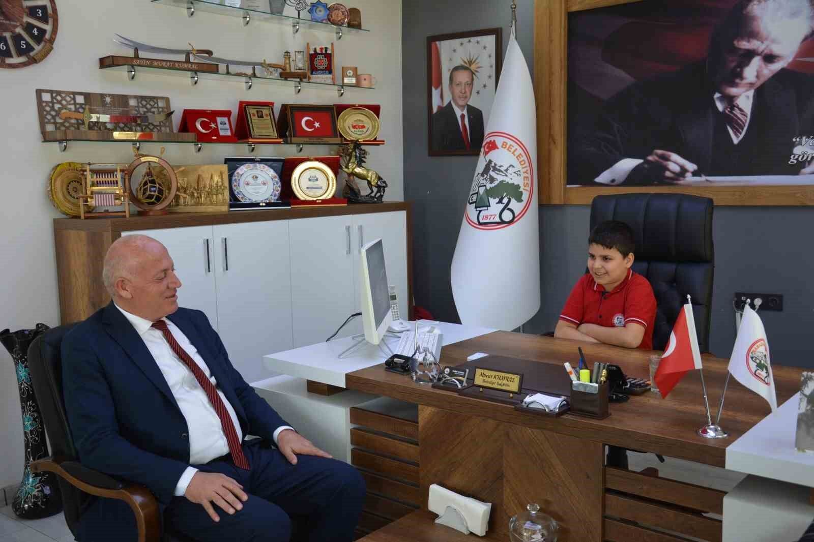 Babadağ'da başkanlık koltuğu geleceğin teminatı Muhammet'e emanet